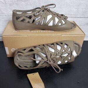 NWT Emu Nhil Premium Australian Leather Lace Up Open Toe Womens Sandal‎ Size 7